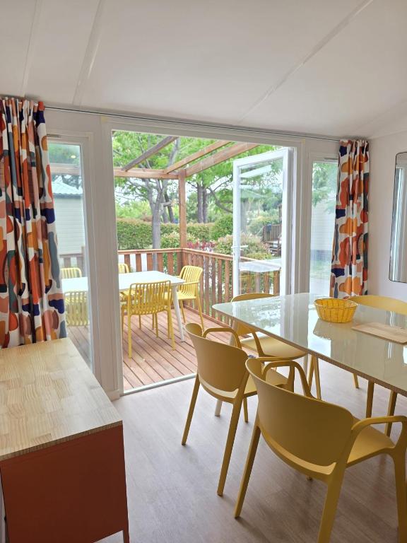 Photo de la galerie de l'établissement Camping du Pas Del Fang, à Sainte-Marie-la-Mer