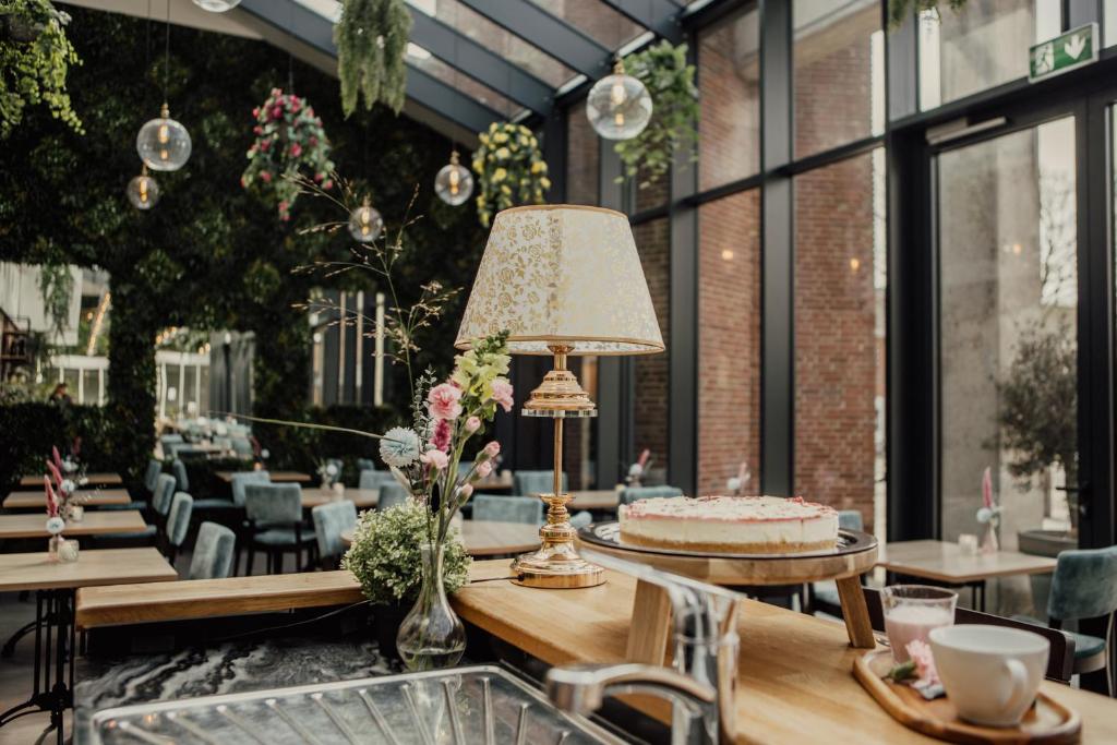 Chassé Hotel Residency - Resim 4