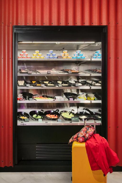 Moxy Warsaw City - Resim 12