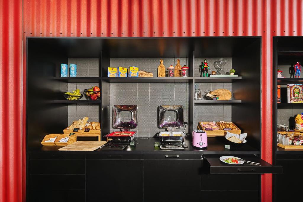 Moxy Warsaw City - Resim 10