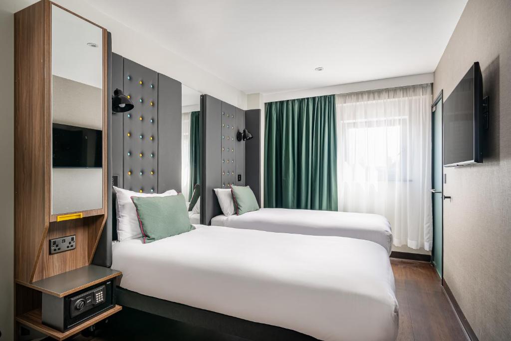 Point A Hotel London Canary Wharf - Resim 26