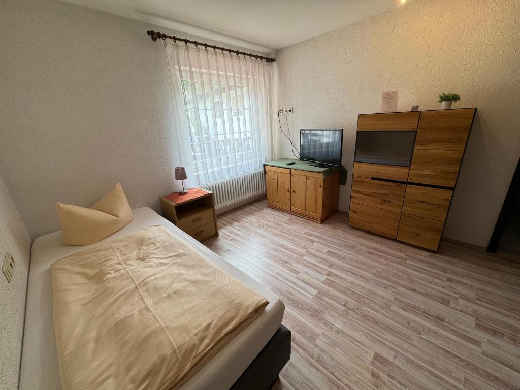 Landhotel Löwen - Single Room