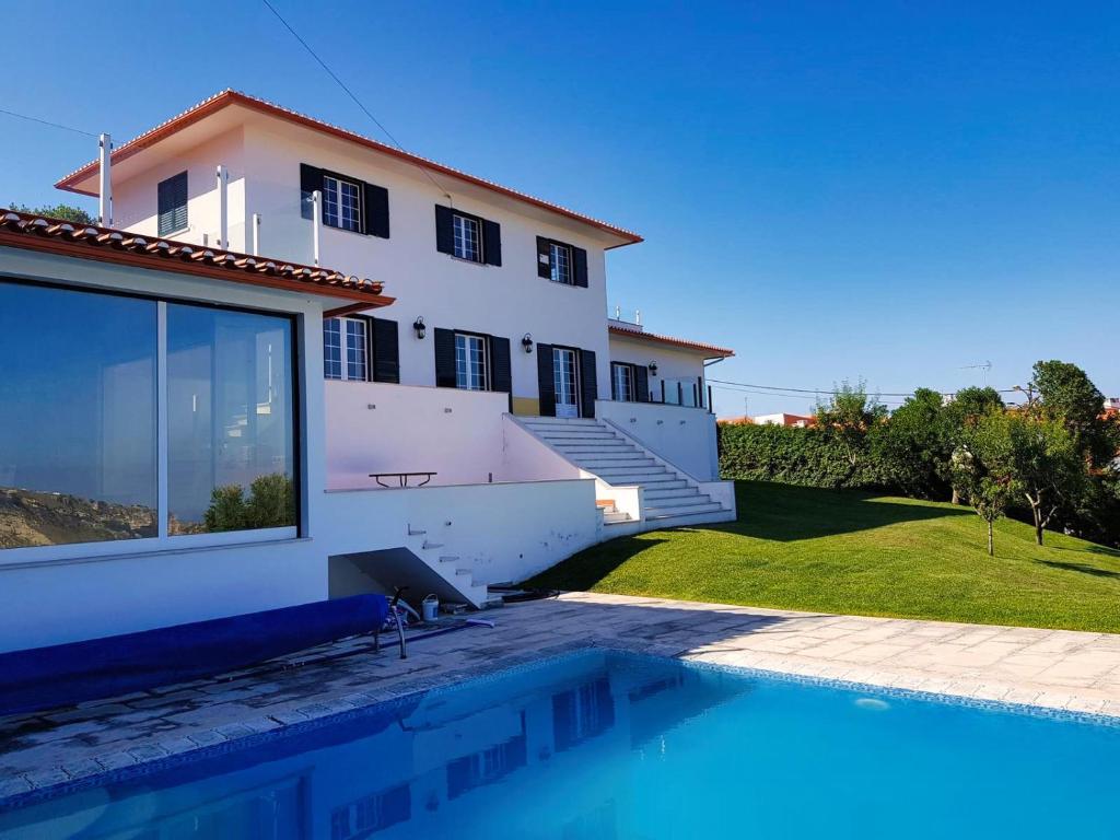 Villa Mombal - Nazaré