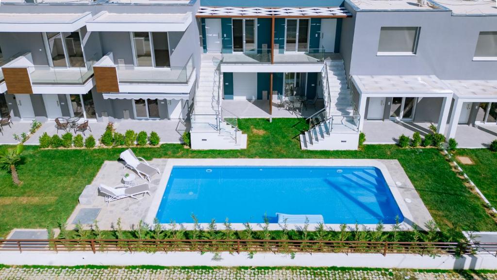 Bazén v ubytování Perla Residential Complex nebo v jeho okolí