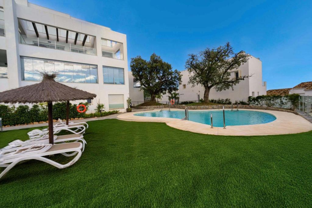 3105 Luxury Apartment with Terrace in Los Monteros