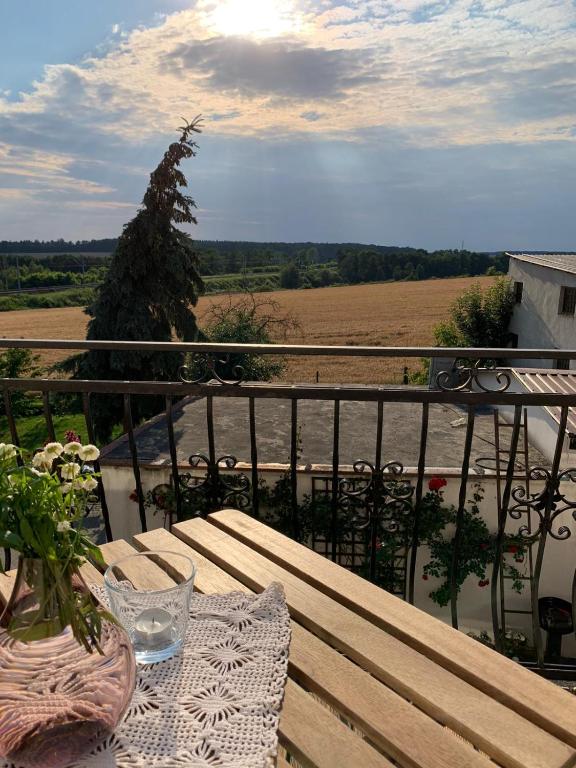 Balkón alebo terasa v ubytovaní Apartamenty Toszeckie LUX