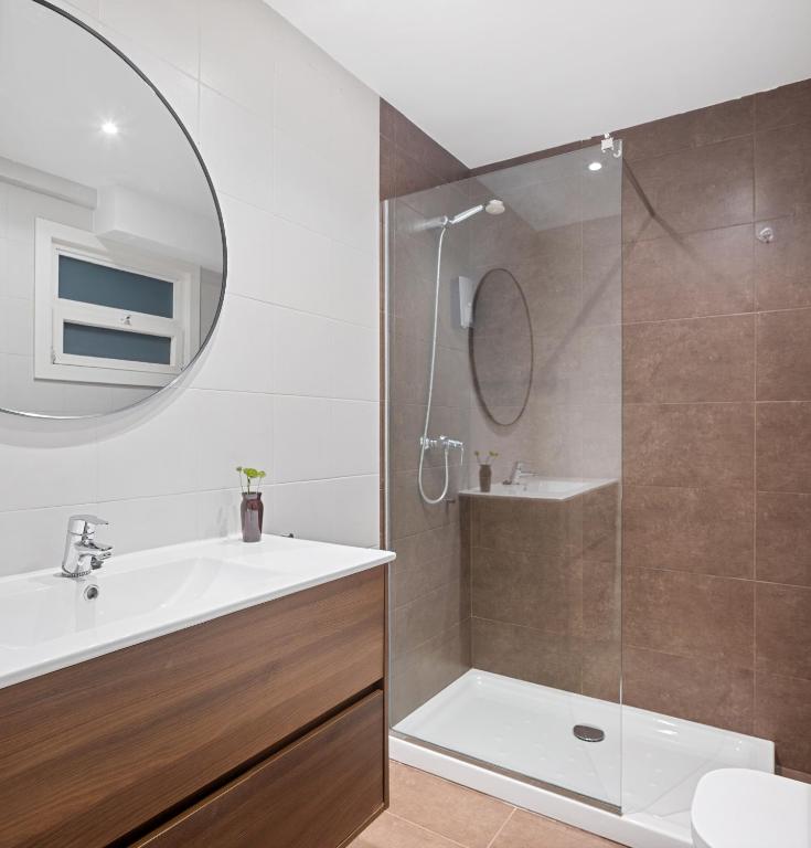 Łazienka w obiekcie Palacio Miramar by FeelFree Rentals
