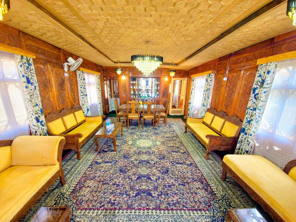 Posezení v ubytování Houseboat Oslo