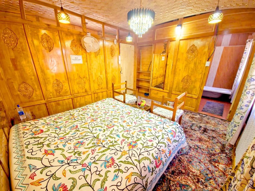 Postel nebo postele na pokoji v ubytování Houseboat Oslo