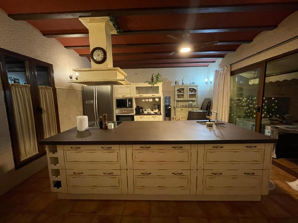 Kuchyňa alebo kuchynka v ubytovaní Casa Las Golondrinas