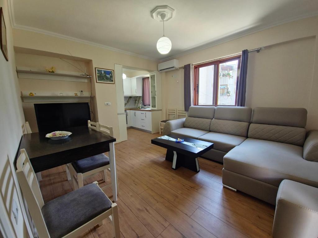 TV/trung tâm giải trí tại Mandi Apartament