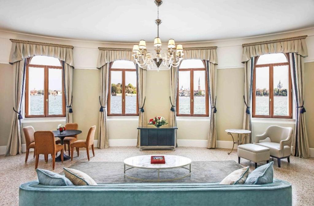 Posezení v ubytování San Clemente Palace, Venice - Managed by Mandarin Oriental