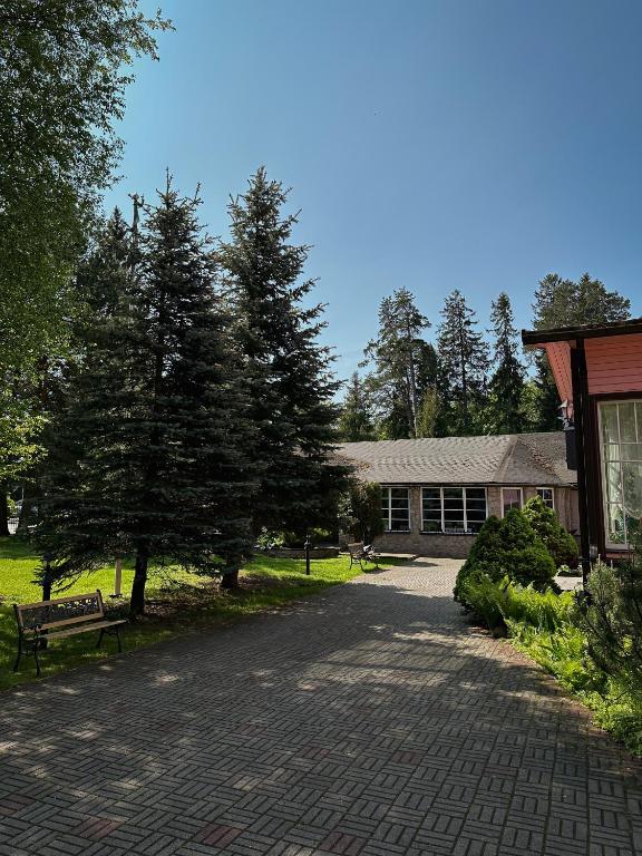 Aed väljaspool majutusasutust Pansionaat Valentina