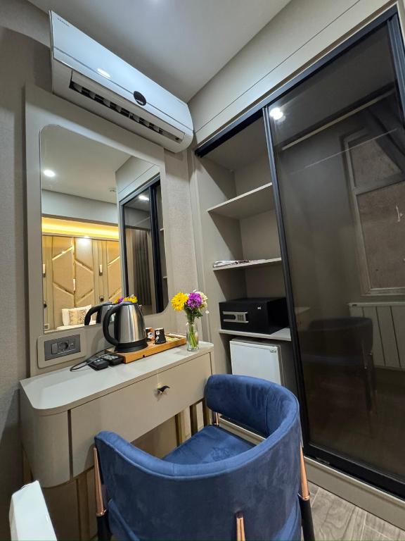 Kuchyň nebo kuchyňský kout v ubytování Best Nobel Hotel