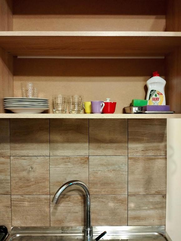 Cucina o angolo cottura di Long Tree Hostel - Comfy Mattress