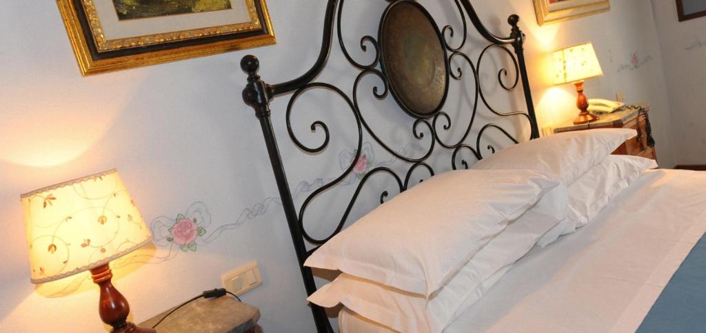 Borgo Mandoleto - Country Resort & Spa - 泳池景双人间