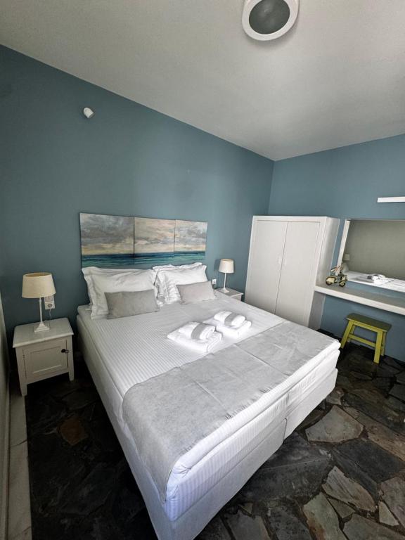 Dafni's Philoxenia - 10