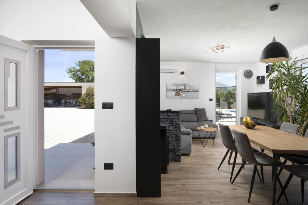 Kuchyňa alebo kuchynka v ubytovaní Vacation house Ana