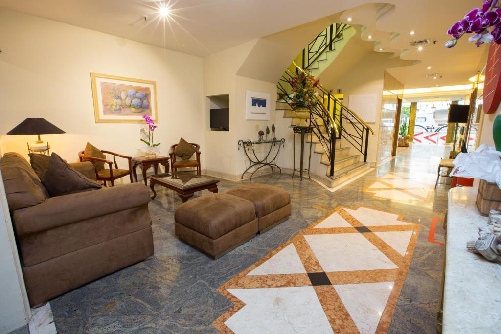  Augusto's Copacabana Hotel