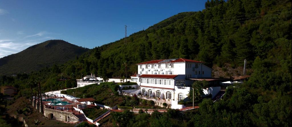 Gallery image of Club Residenza del Golfo in Praia a Mare