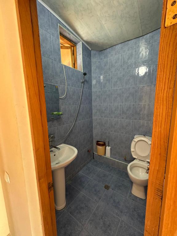 Koupelna v ubytování Hotel liza