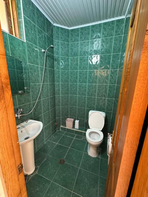 Koupelna v ubytování Hotel liza