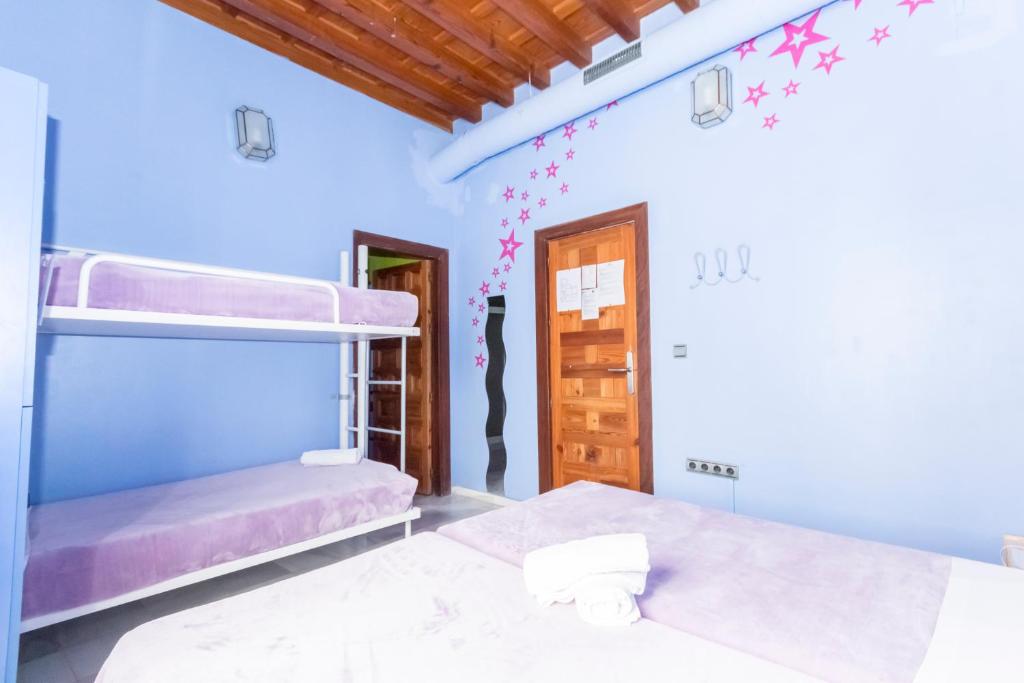 White Nest Hostel, Granada, Spain - Booking.com