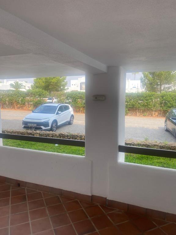 Fotografie z fotogalerie ubytování Marina Dor - Cala Egos- Sunny ground floor apartment with large garden v destinaci Cala d´Or