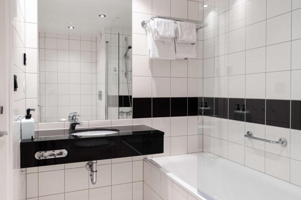 Koupelna v ubytování Scandic Nidelven