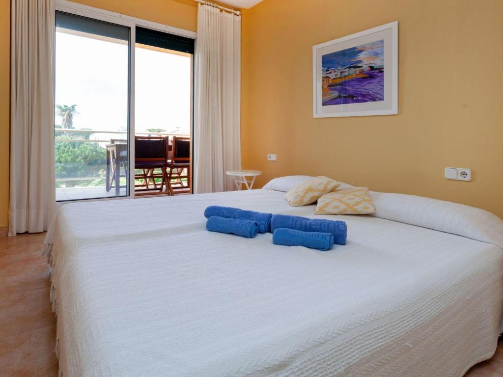 Postel nebo postele na pokoji v ubytování Apartment Port Pals CIII Vista Bonita by Interhome