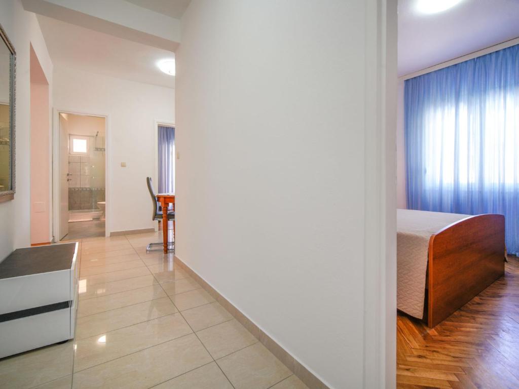 Postel nebo postele na pokoji v ubytování Apartment Olga-4 by Interhome