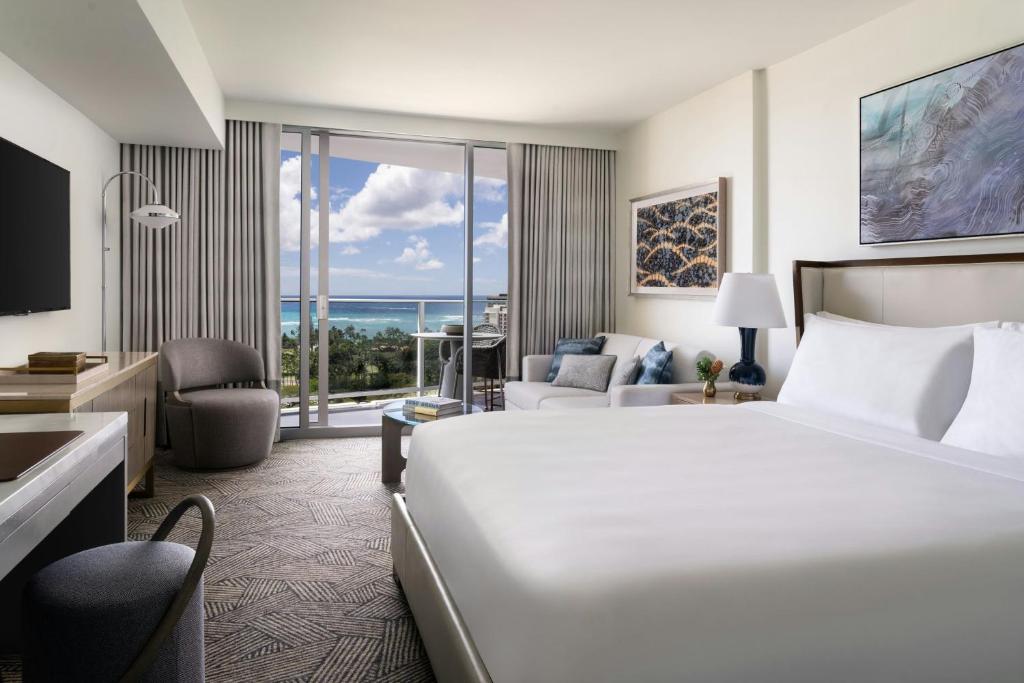 The Ritz-Carlton Residences, Waikiki Beach Hotel photo 2