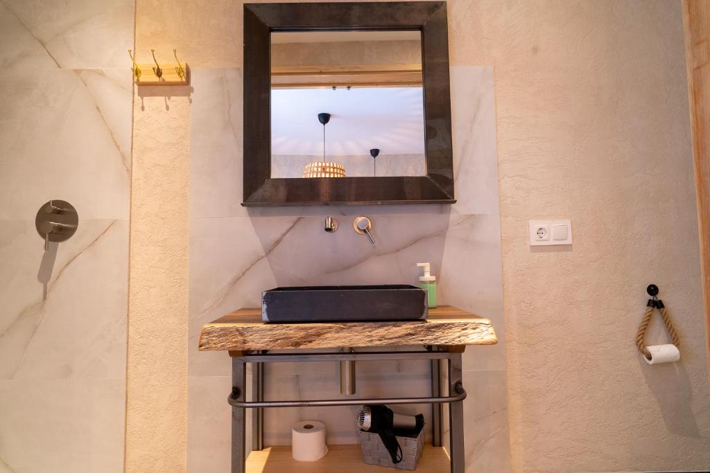 Bonita Burell Boutique - 9