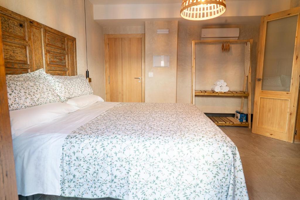 Bonita Burell Boutique - 12