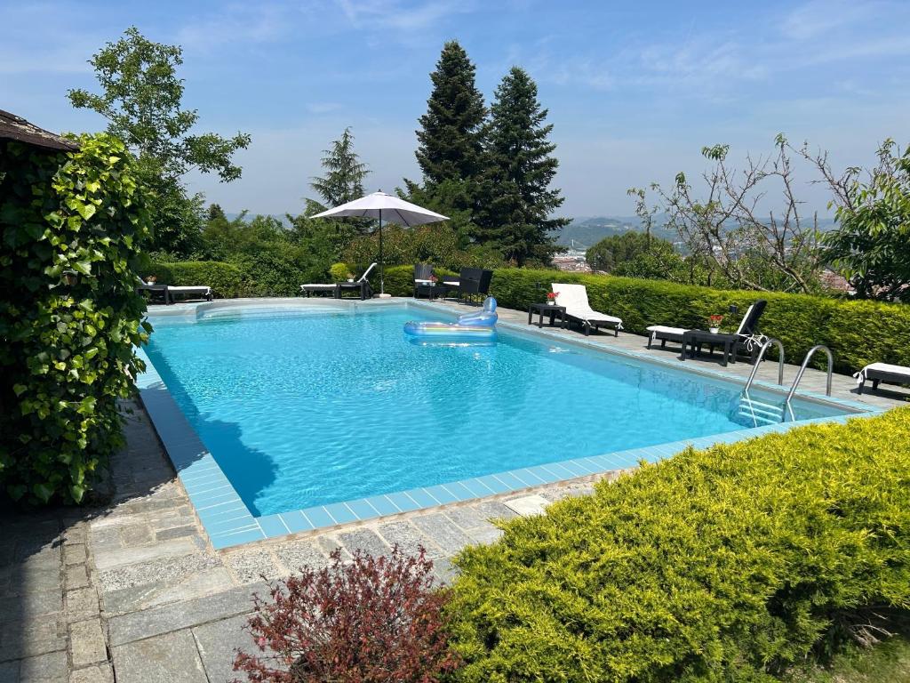 Basen w obiekcie Alba View Apartment with Pool lub w pobliżu