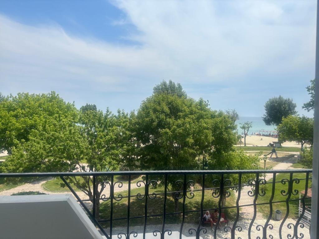 Balkón nebo terasa v ubytování Indigo sea view rooms