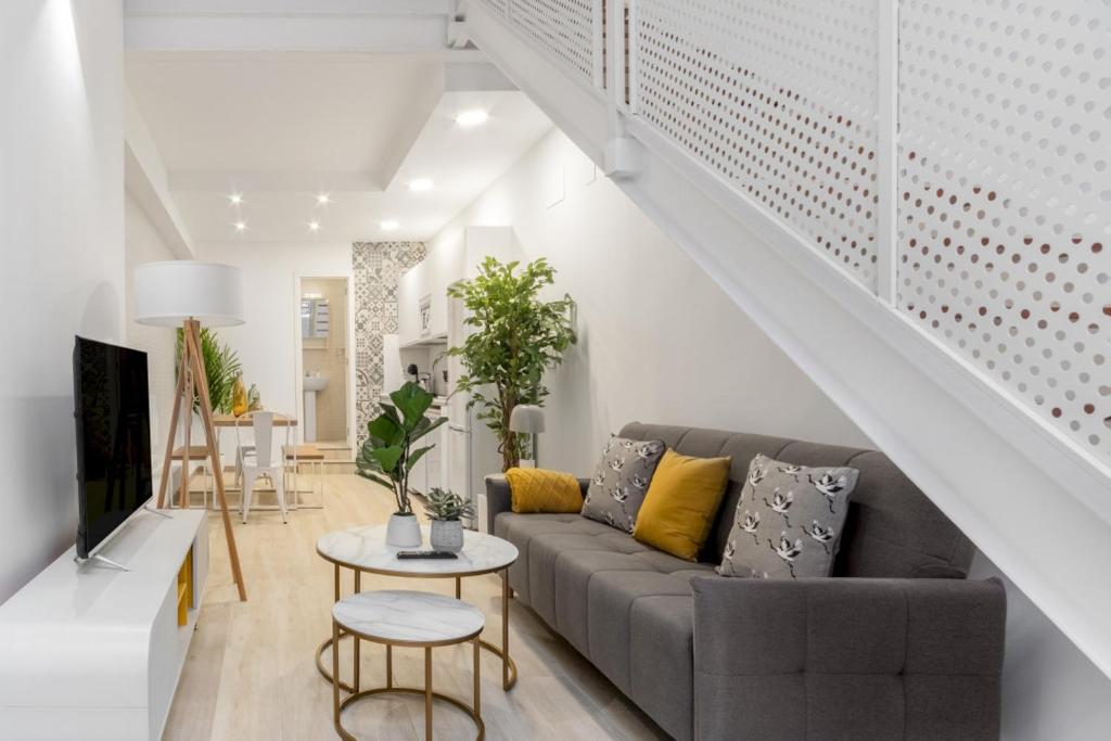 Modern Refurbished-1Bed 1.5Baths-DeliciasAtocha