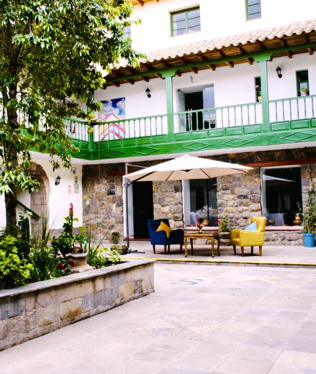 Budova, kde se hotel nachází