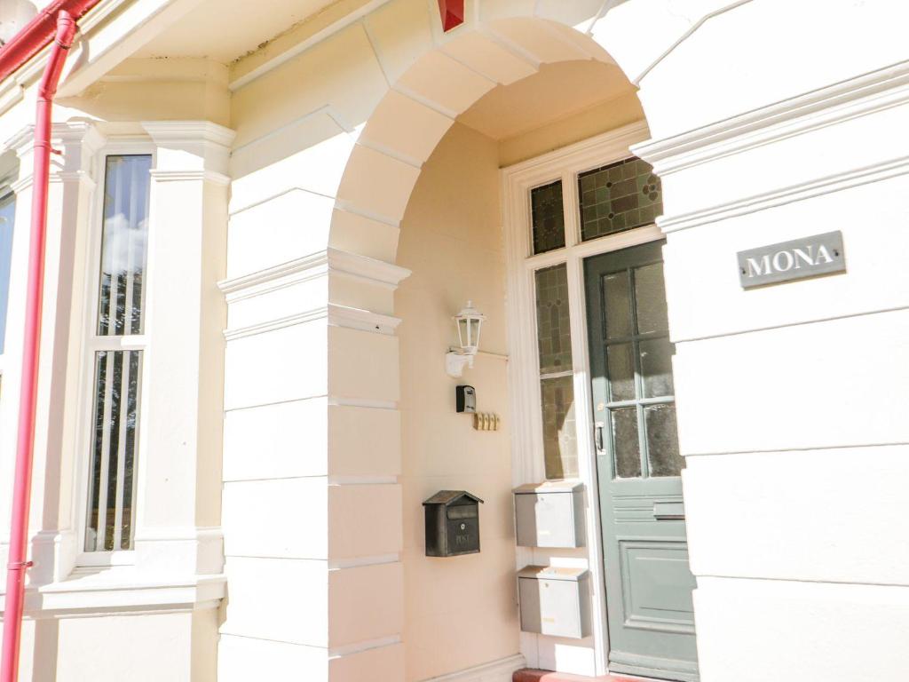 Φωτογραφία από το άλμπουμ του Flat 1, Mona House σε Conwy