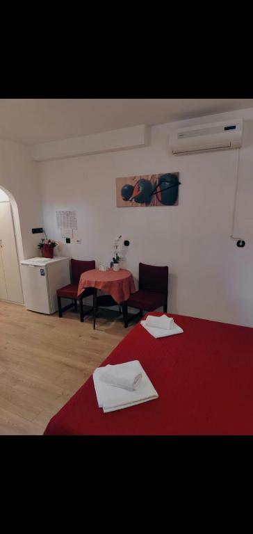 Studio apartment in OLD TOWN