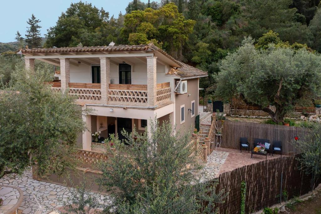 Κήπος έξω από το Vadina Apartment 1