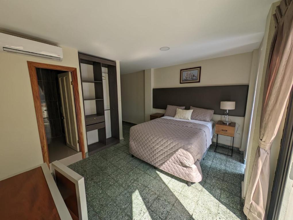 Hotel Abrego - Standard Double Room