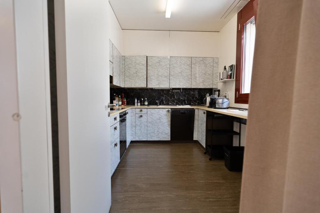 Penthouse Rooftop Loft, 190sq, Panorama Terrace, 1min to Main Station- 5min to City - Resim 19