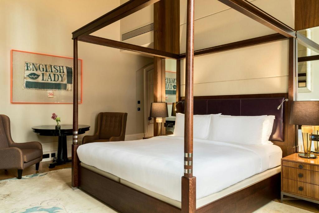 St Pancras London, Autograph Collection - Resim 34