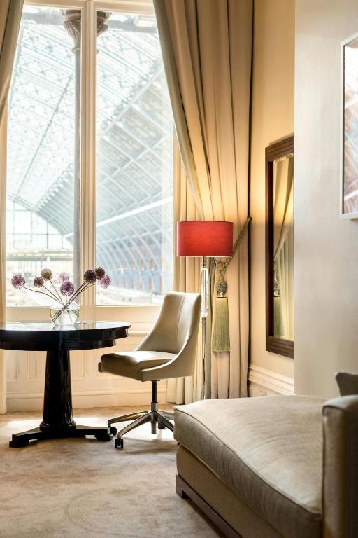 St Pancras London, Autograph Collection - Resim 23