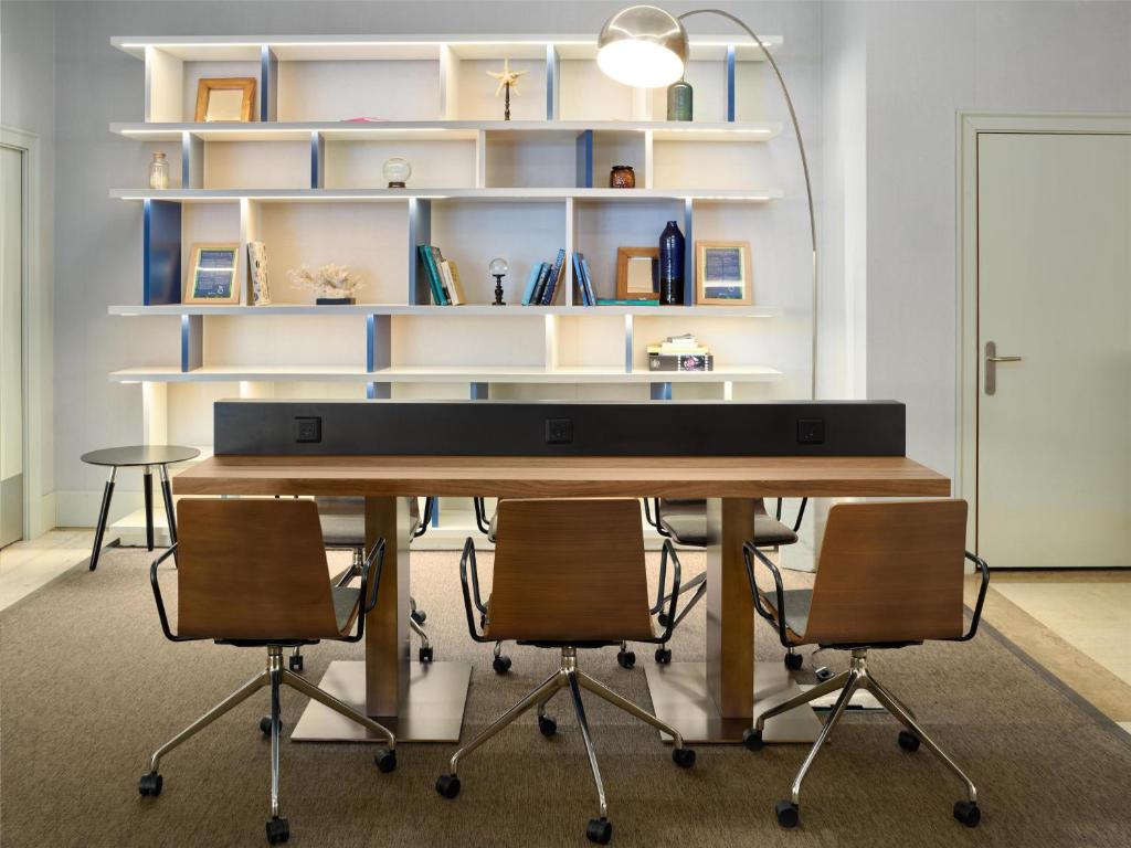 Radisson Blu Hotel Nice - Resim 16