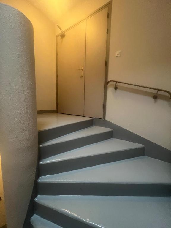 Sunny Loft Basel Airport Art Basel – photo 17