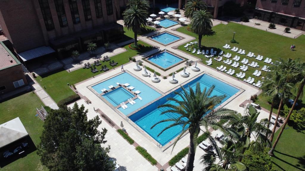 Sheraton Pilar Hotel & Convention Center