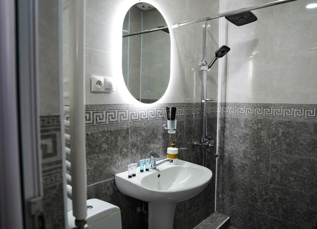 Koupelna v ubytování Hotel Elia Kazbegi