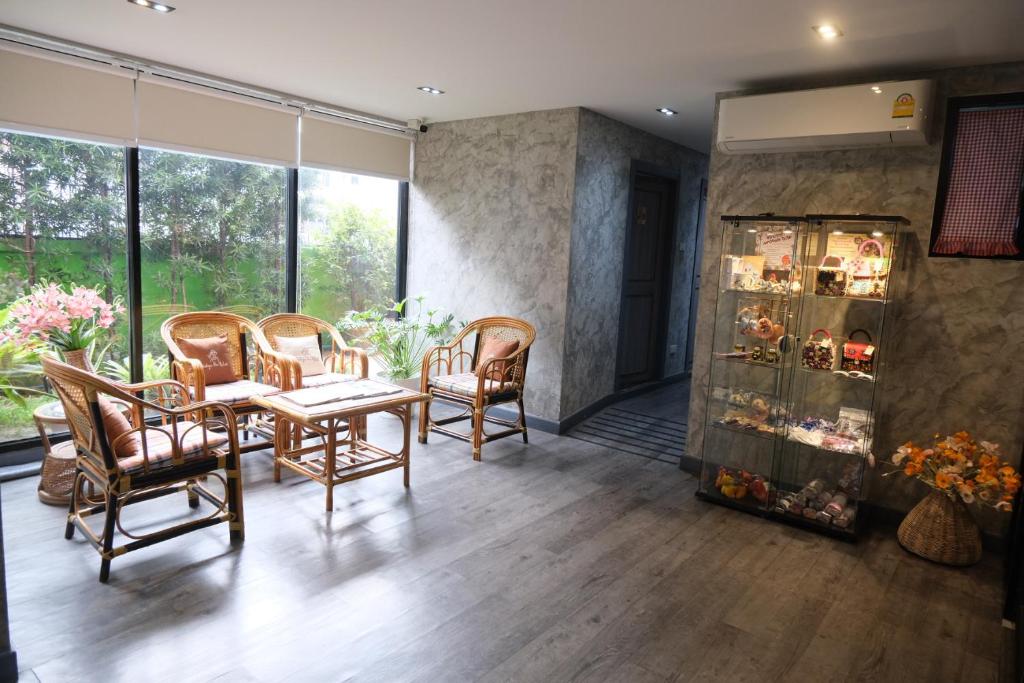 Boutique Poo-Yai Lee - Resim 32